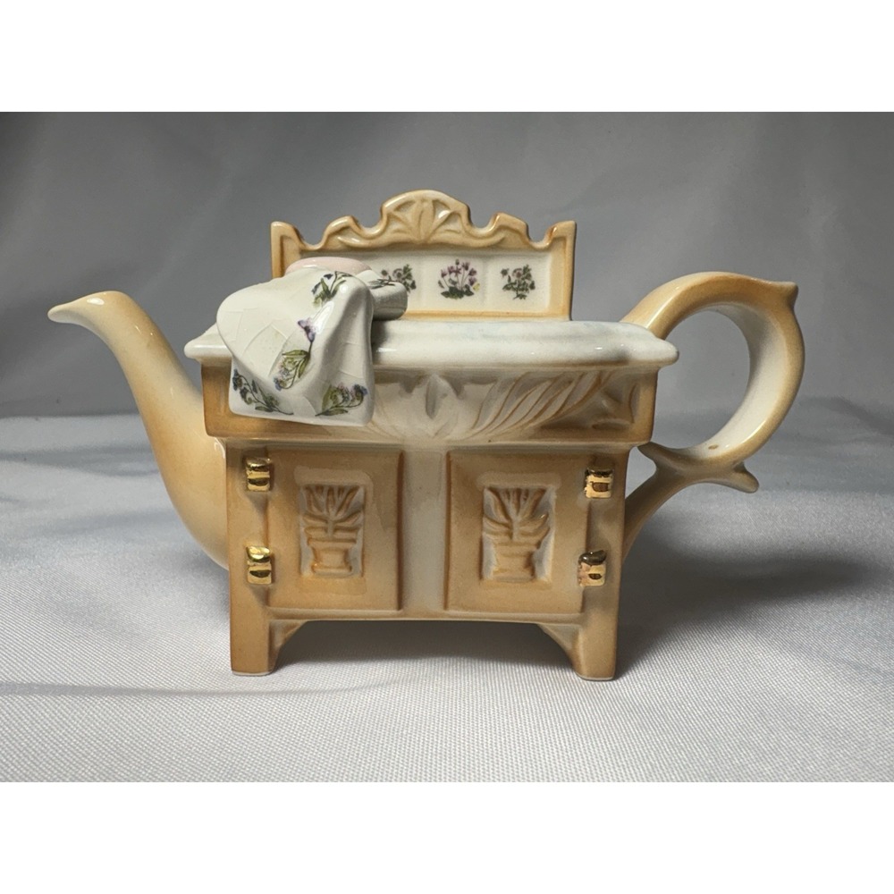portmeirion Novelty Tea Pot- Vintage Kitchen Stove Design Made in England